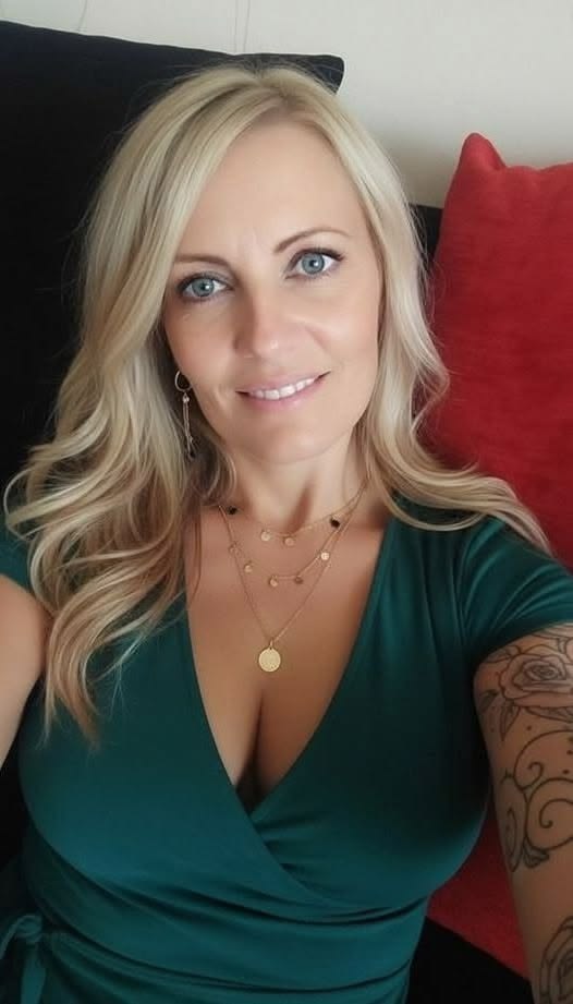 <em>Nadine C.</em>